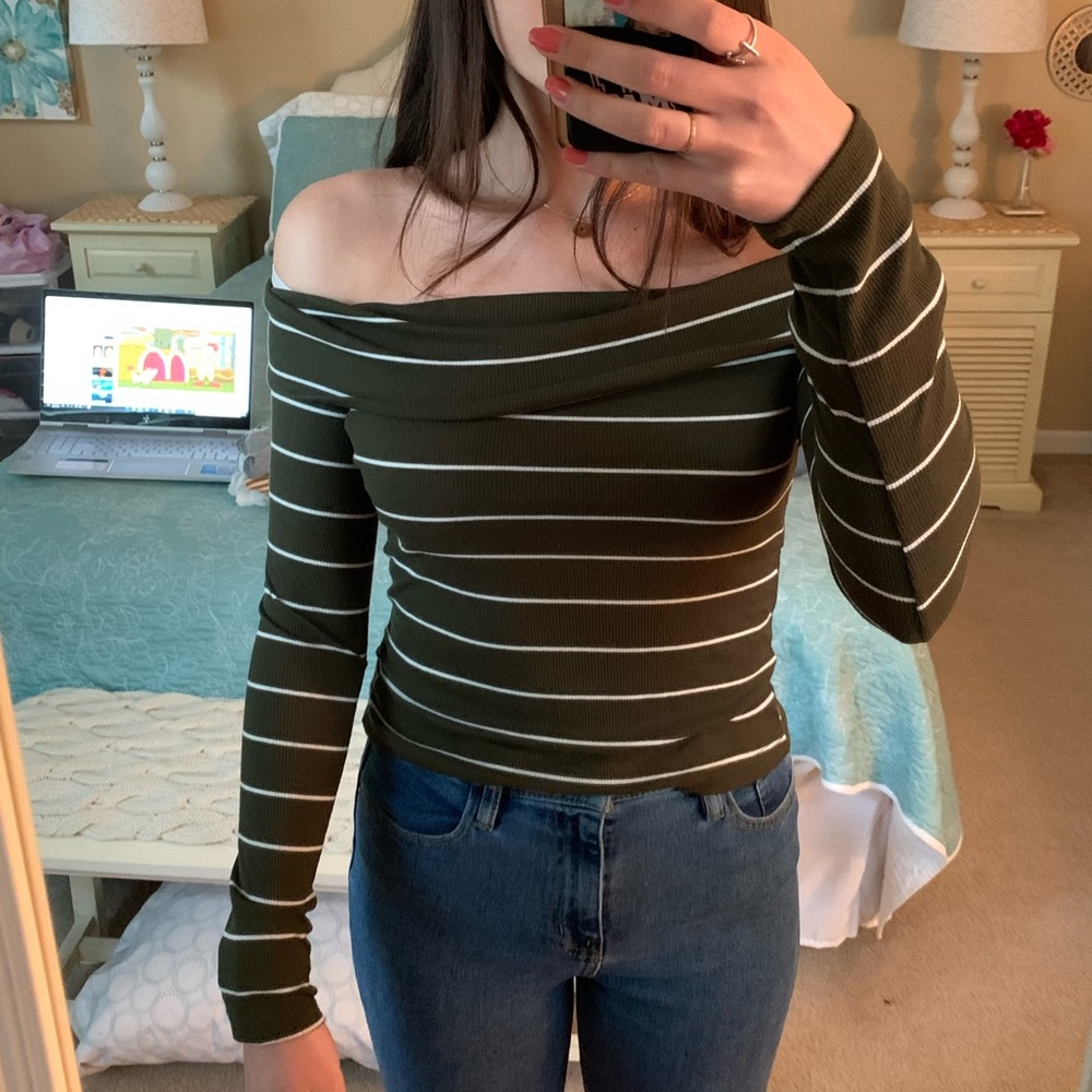 Pacsun off the shoulder long sleeve